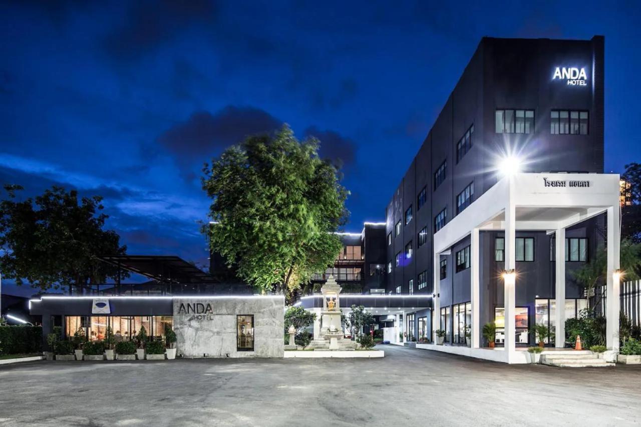Anda Ramkhamhaeng By St James Hotel Bangkok Buitenkant foto